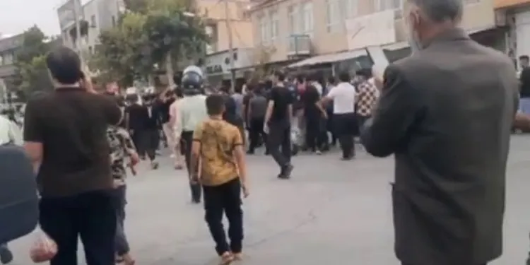 Li Îranê 8 xwepêşendêr hatin kuştin