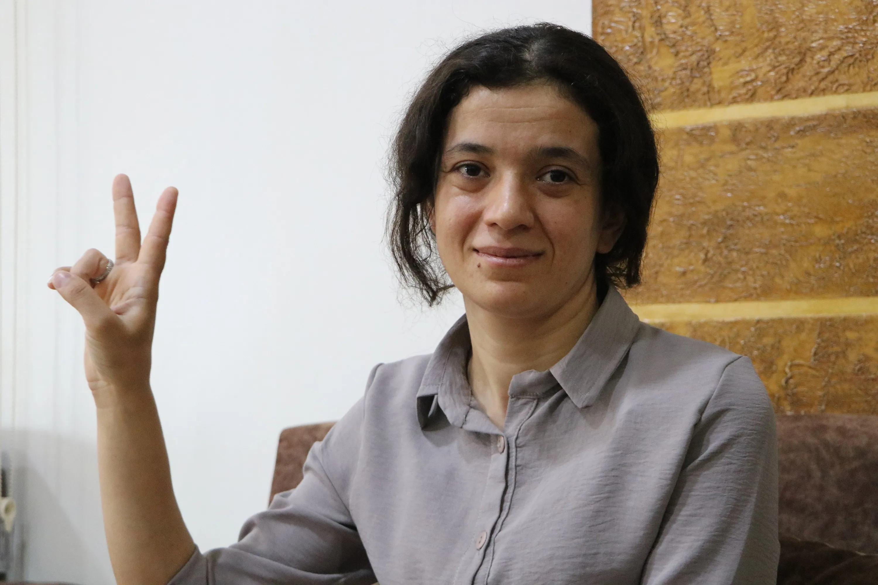Sewsena êzidî ya ji kampa Holê hatî xilaskirin: Ez ê ji bo xilaskirina hemû jinên êzidî tê bikoşim