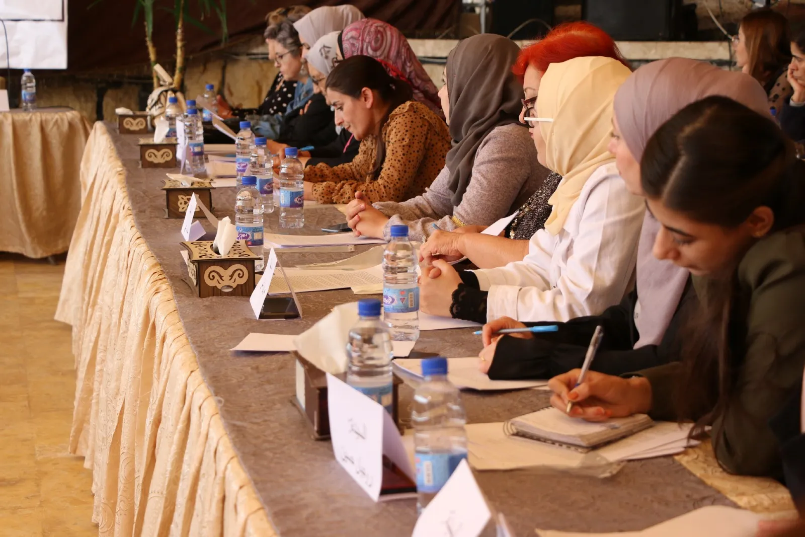 ​​​​​​​Komxebata jinan a li Helebê di roja duyemîn de didome