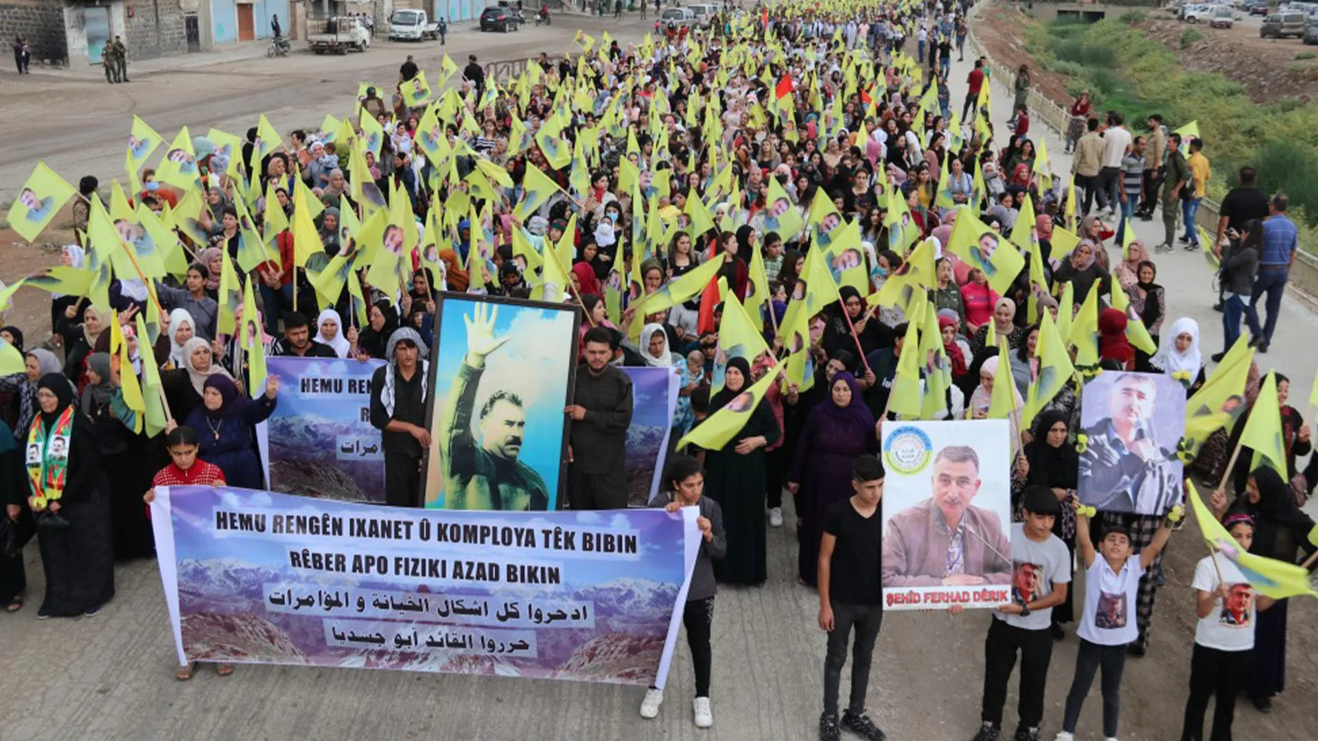 Bi hezaran şêniyên Dêrikê komploya 9ʹê Cotmehê şermezar kir
