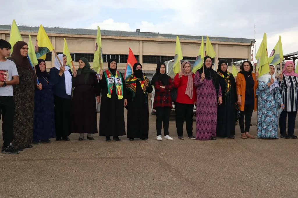Bi hezaran şêniyên Dêrikê komploya 9ʹê Cotmehê şermezar kir