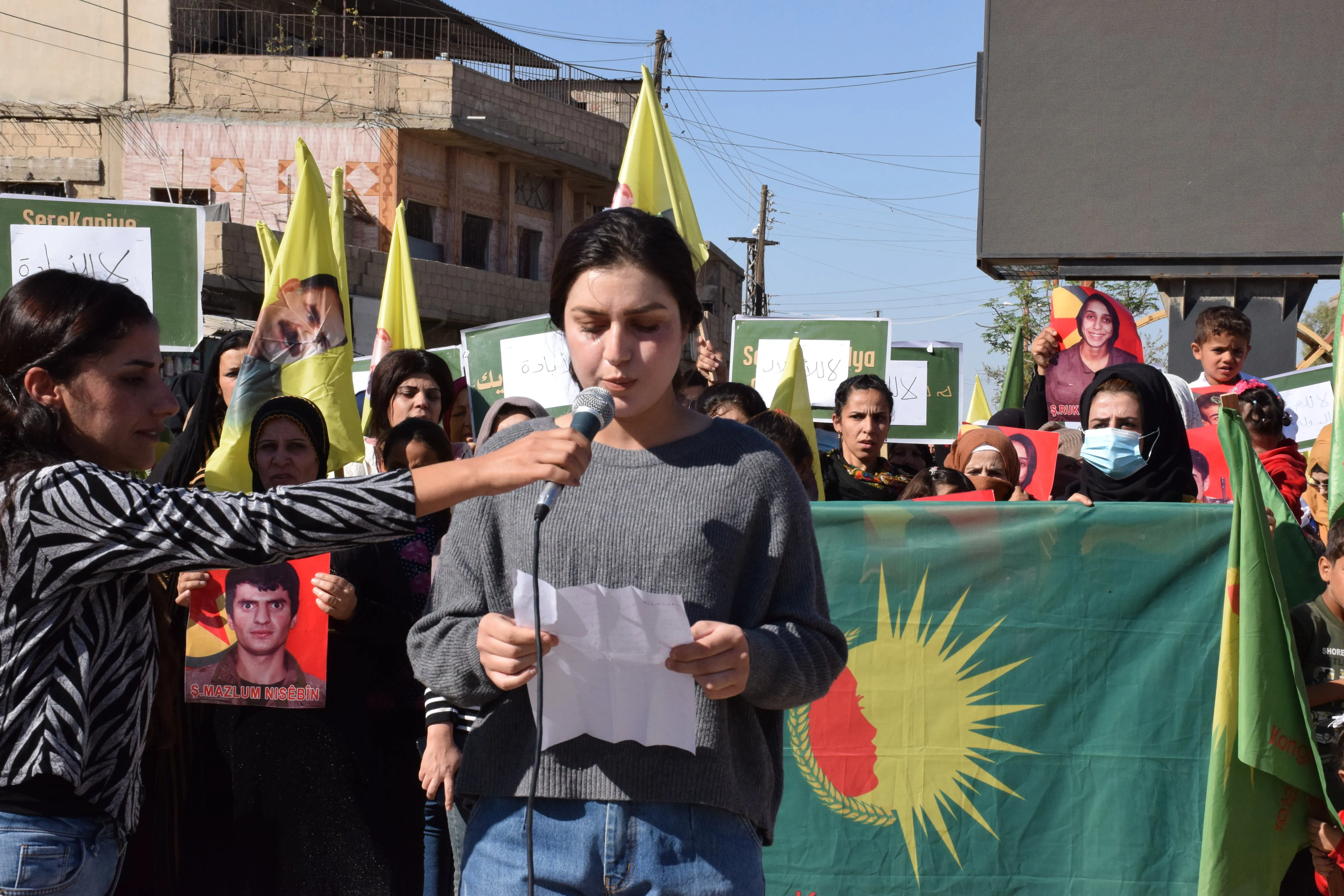​​​​​​​Li Qamişloyê xwepêşandanên girseyî li dijî bikranîna çekên kîmyewî
