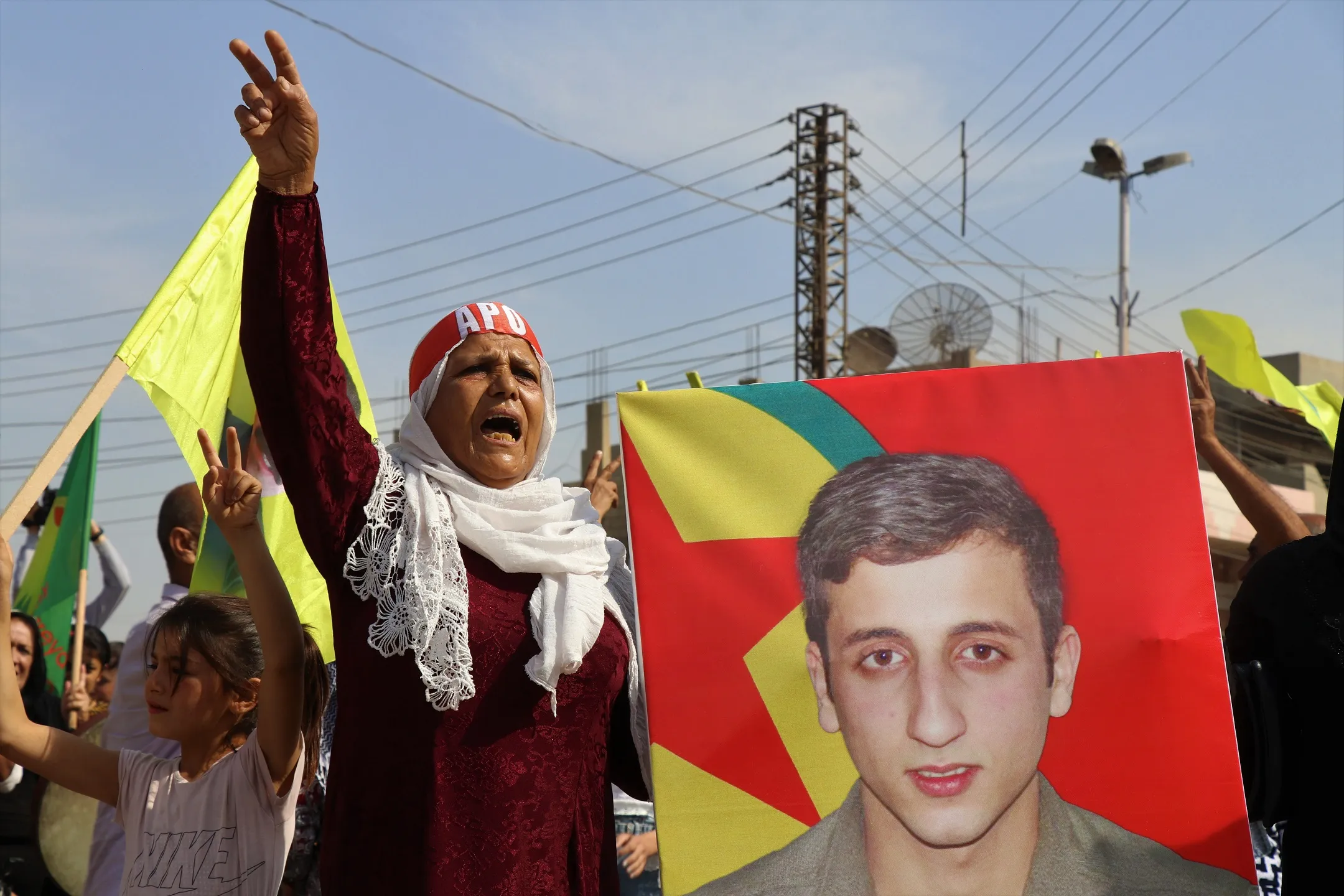 ​​​​​​​Li Qamişloyê bi hezaran kes li dijî êrişên dagirkeriya Tirk daketin qadan - HATE NÛKIRIN