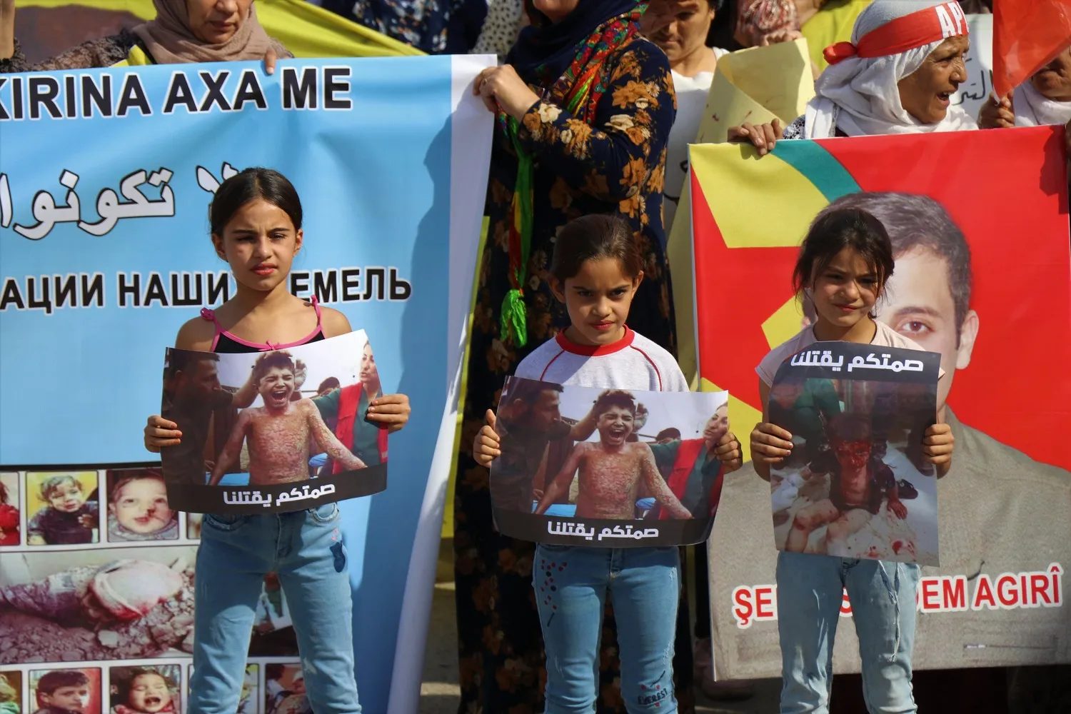 ​​​​​​​Li Qamişloyê bi hezaran kes li dijî êrişên dagirkeriya Tirk daketin qadan - HATE NÛKIRIN