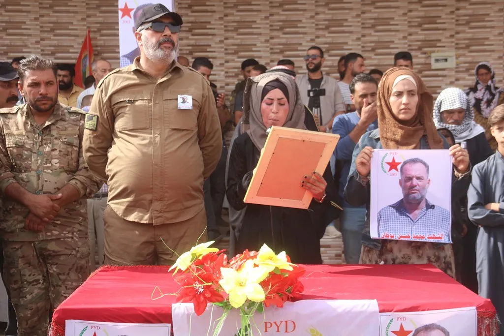 Cenazeyê Mihemed Bozan li Şedadê hat veşartin