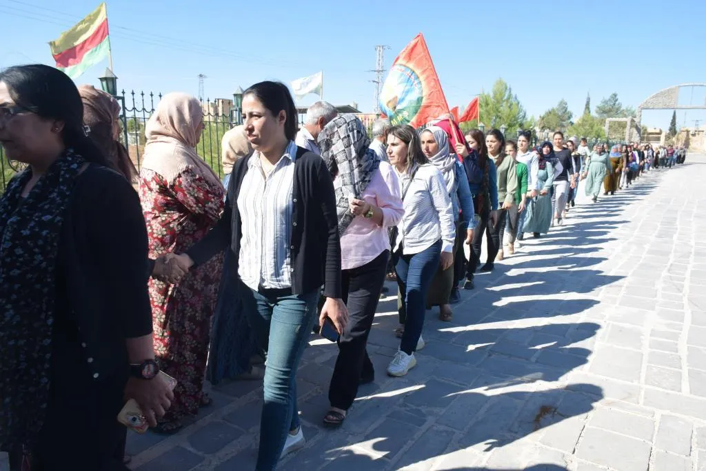 Di merasima sersaxiyê ya 4 şehîdan de soza berdewamkirina têkoşînê hat dayîn