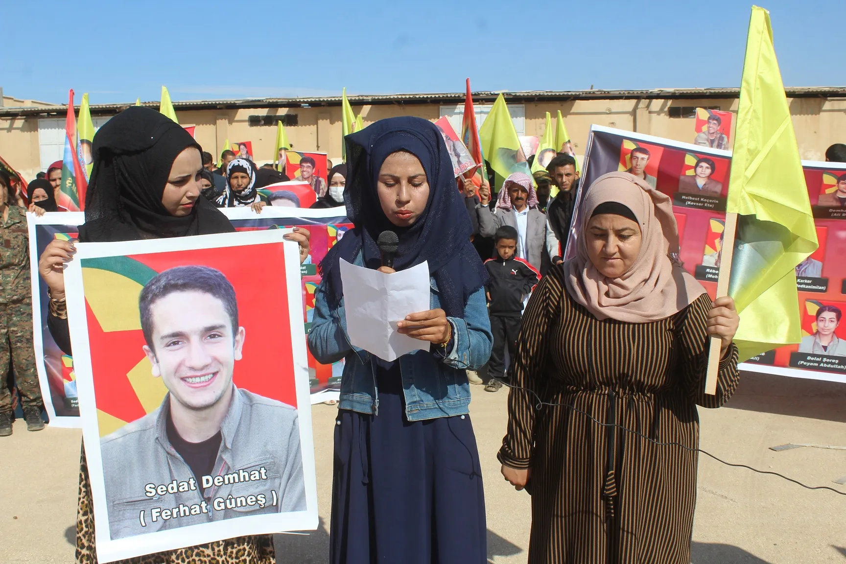 Pêkhateyên Dêrik û Til Hemîsê bertek nîşanî êrişên kîmyewî da