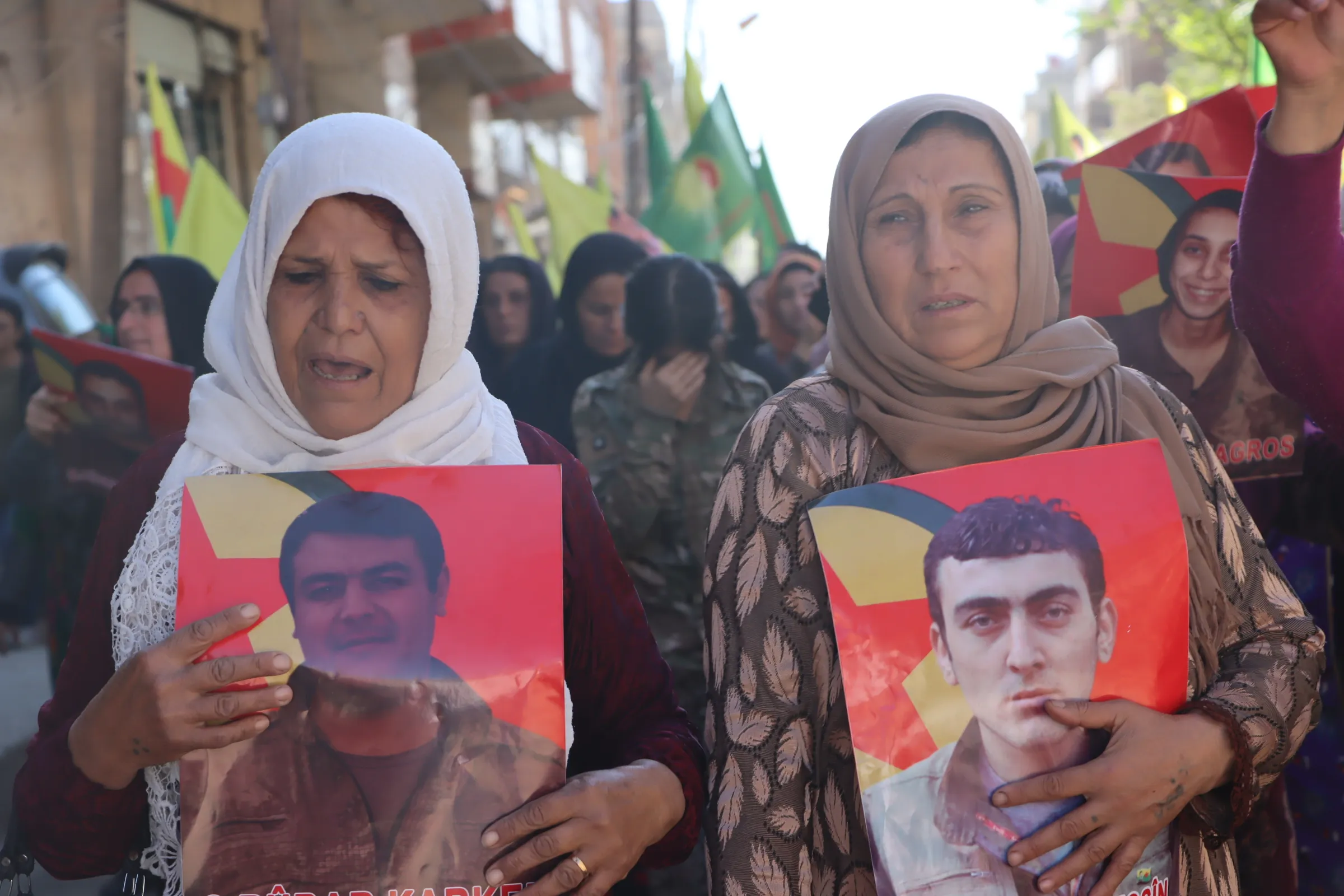 ​​​​​​​Şêniyên Qamişlo şehîd Bêrîtan bi bîr anî