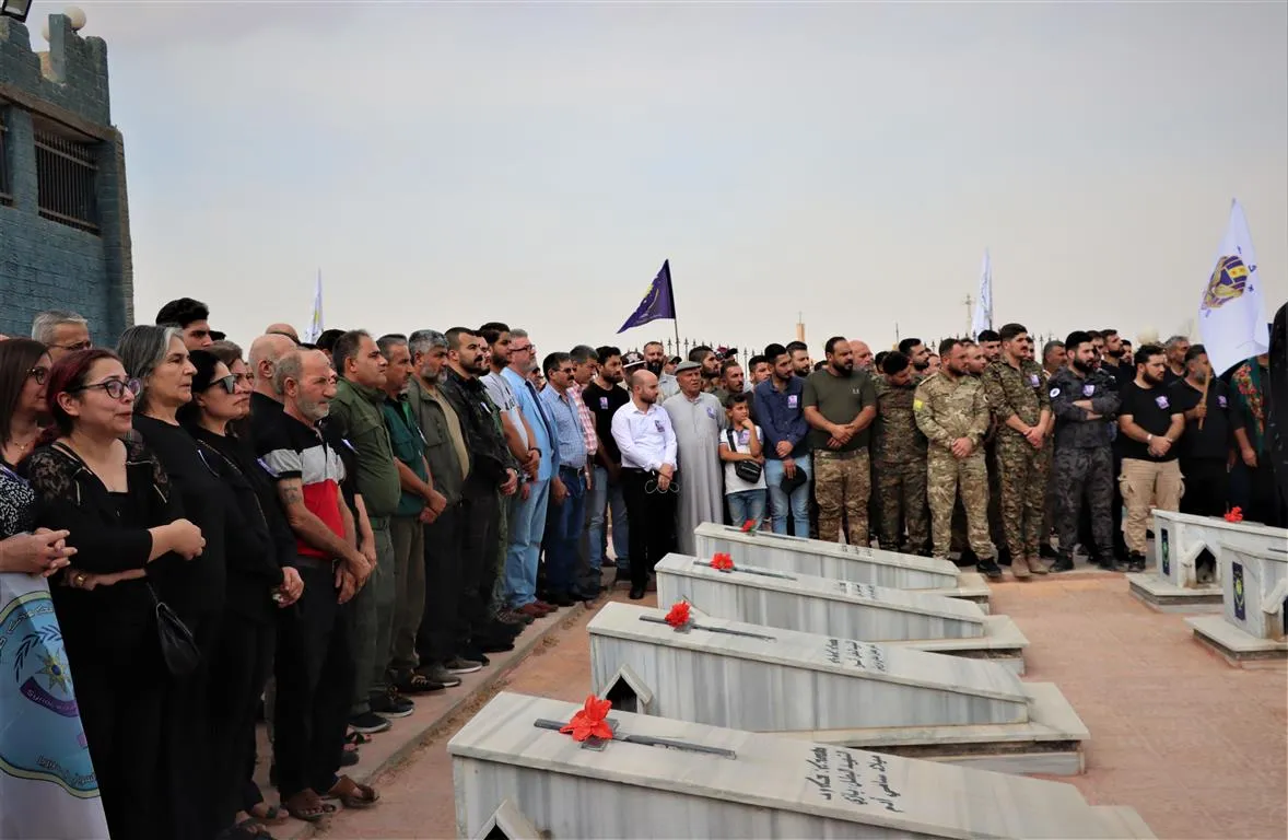 Şêniyên Hesekê cenazeyê şehîd Aryo spart axê