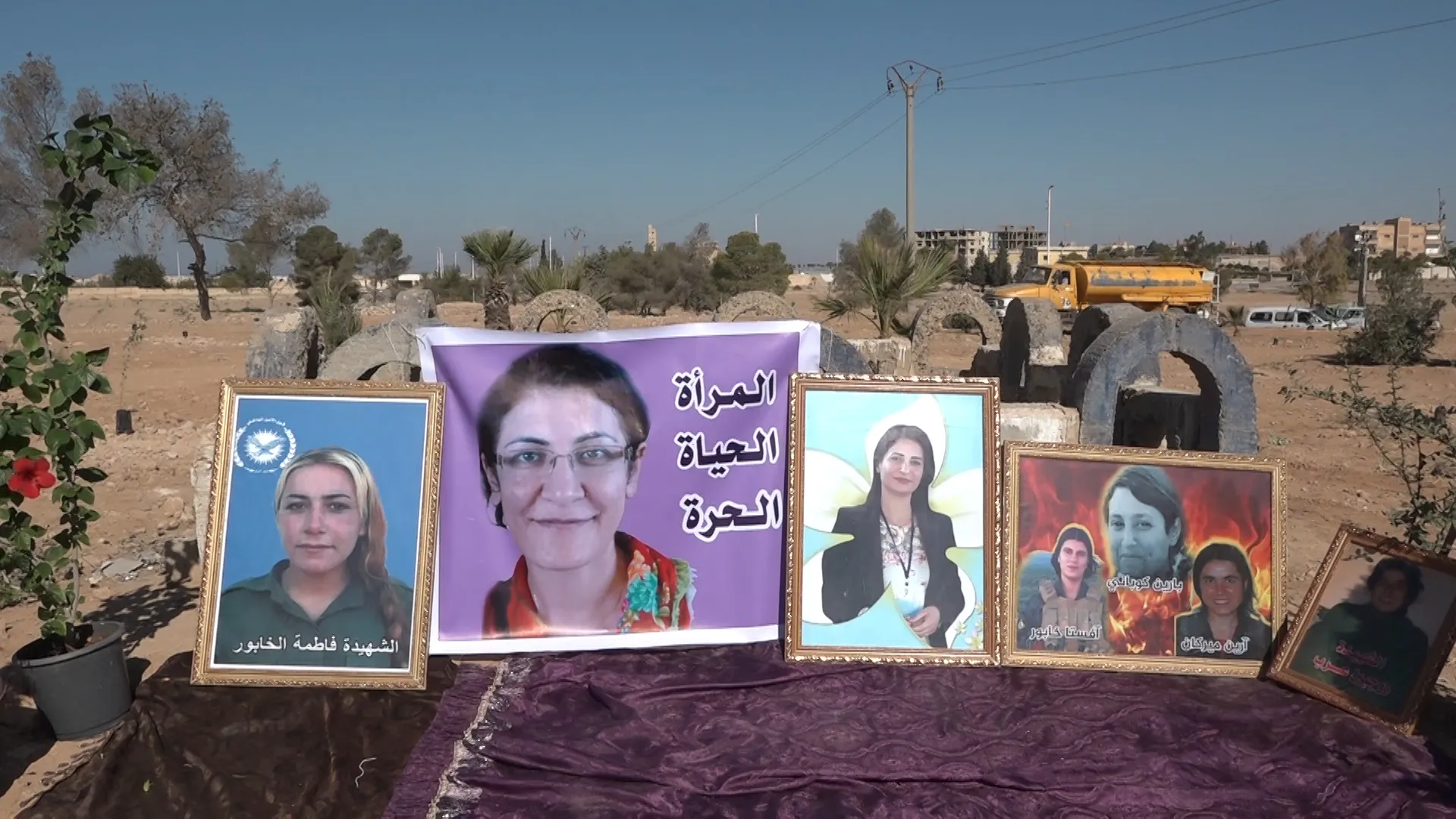 Navenda Lêkolînên Jineolojî ya Tebqayê ji bo şehîd Nagihan Akarsel hemleya çandina daran li dar xist