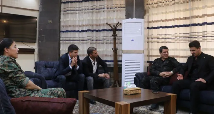 Bi navbeynkariya QSD`ê 3 karkerên li Iraqê hatibûn girtin, hatin berdan