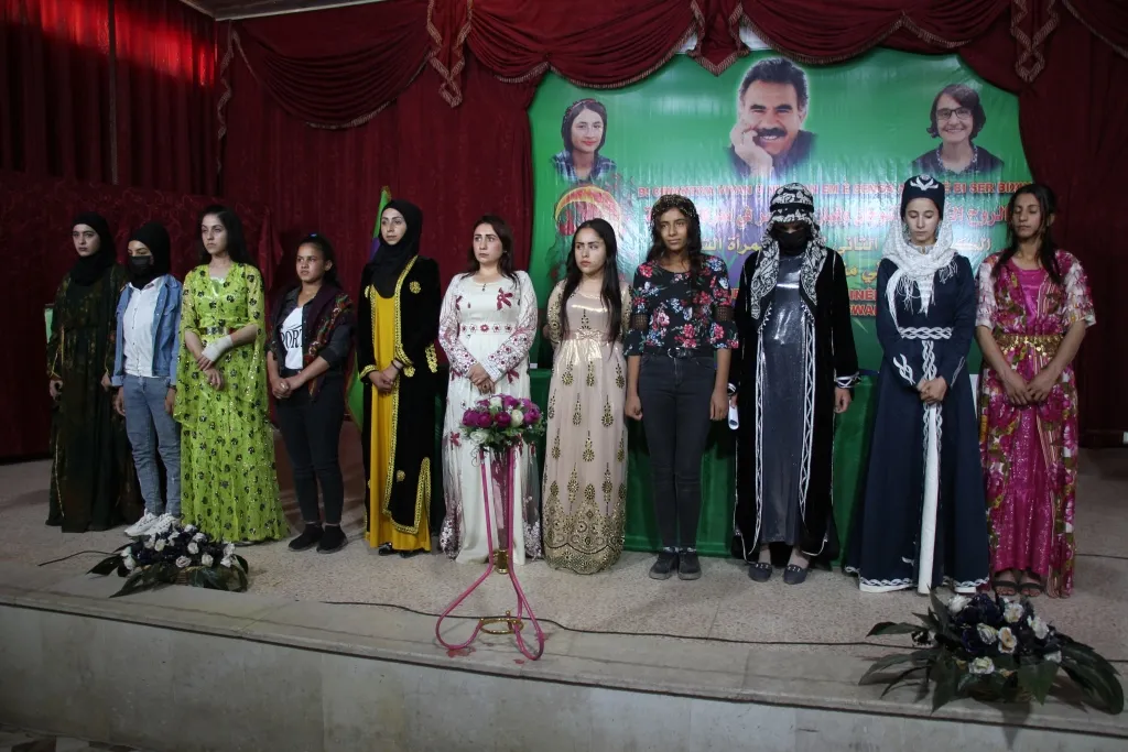 ​​​​​​​Konferansa 2`yemîn a Yekitiya Jinên Ciwan a Minbicê li dar ket