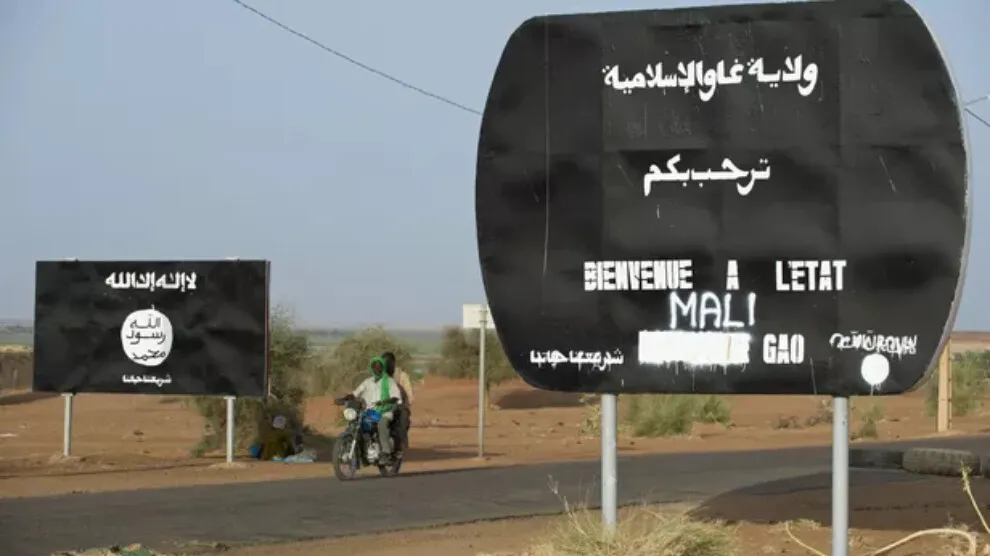 Li Maliyê, DAIŞ’ê bi sedan welatî qetil kirin