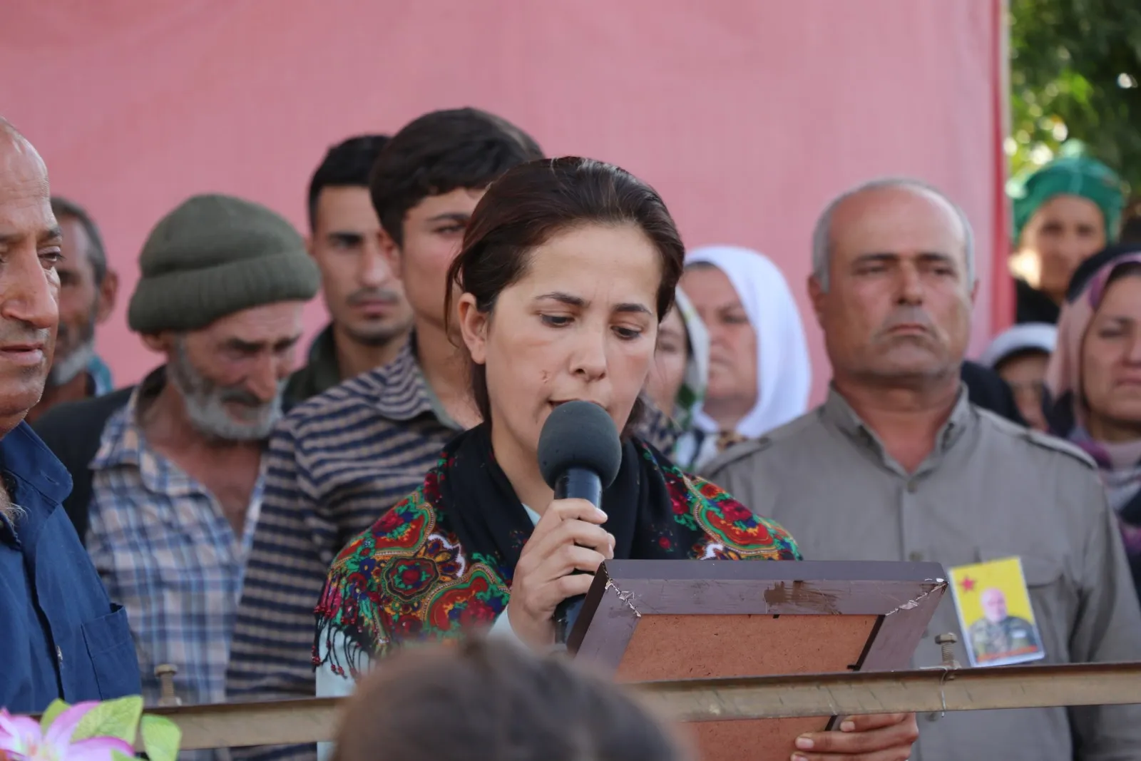 ​​​​​​​Cenazeyê şehîd Zinar Efrîn li Şehbayê hat oxirkirin