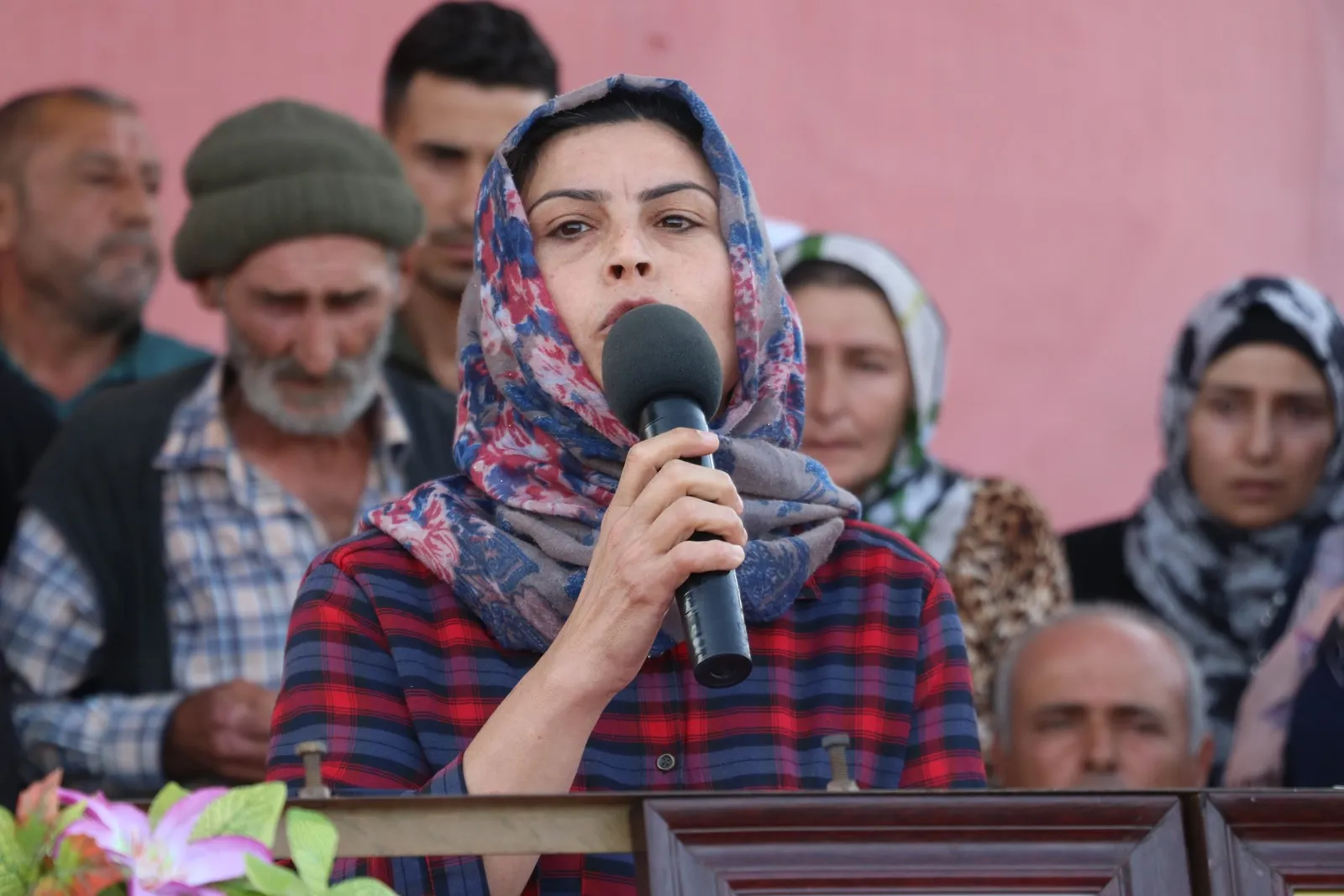 ​​​​​​​Cenazeyê şehîd Zinar Efrîn li Şehbayê hat oxirkirin