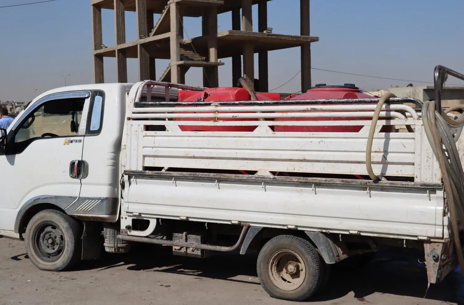 ​​​​​​​Ji 22`yê Tebaxê de dewleta dagirker av ji ser milyonek û nîv mirovî biriye