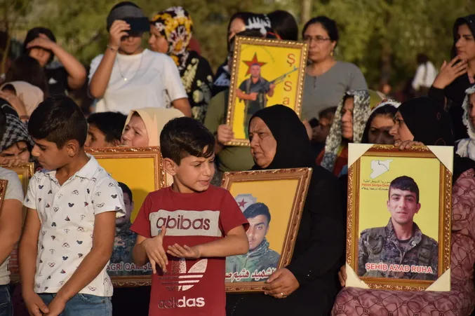 ​​​​​​​Meclisa Malbatên Şehîdan a Qamişlo 135 şehîd bi bîr anîn