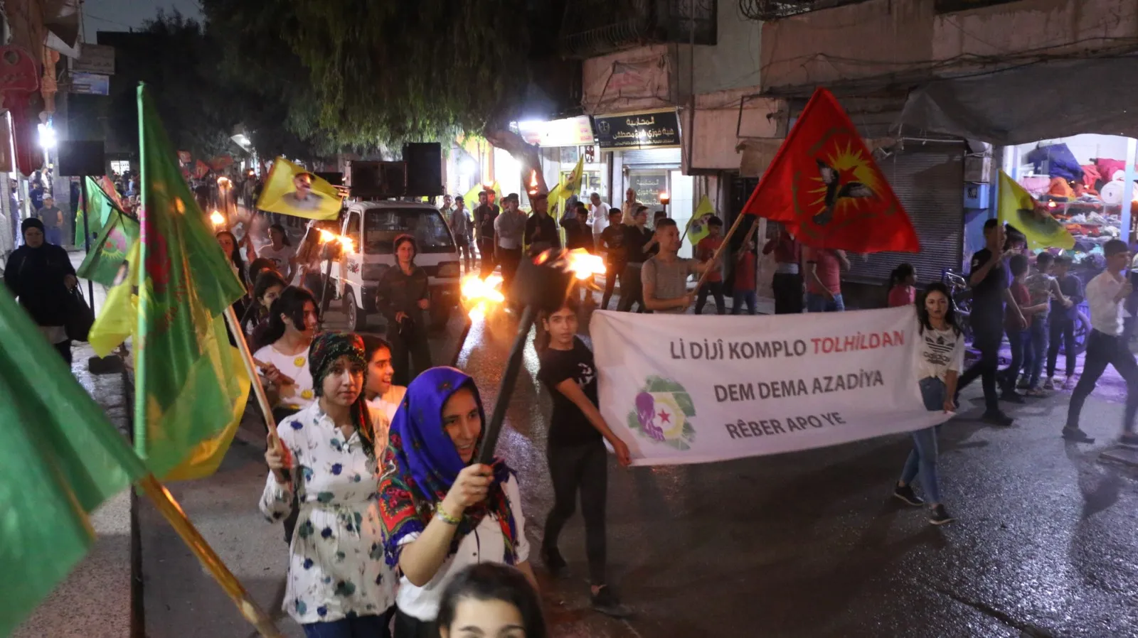 ​​​​​​​Ciwanên Dêrik û Helebê Komploya 9ʹê Cotmehê şermezar kir