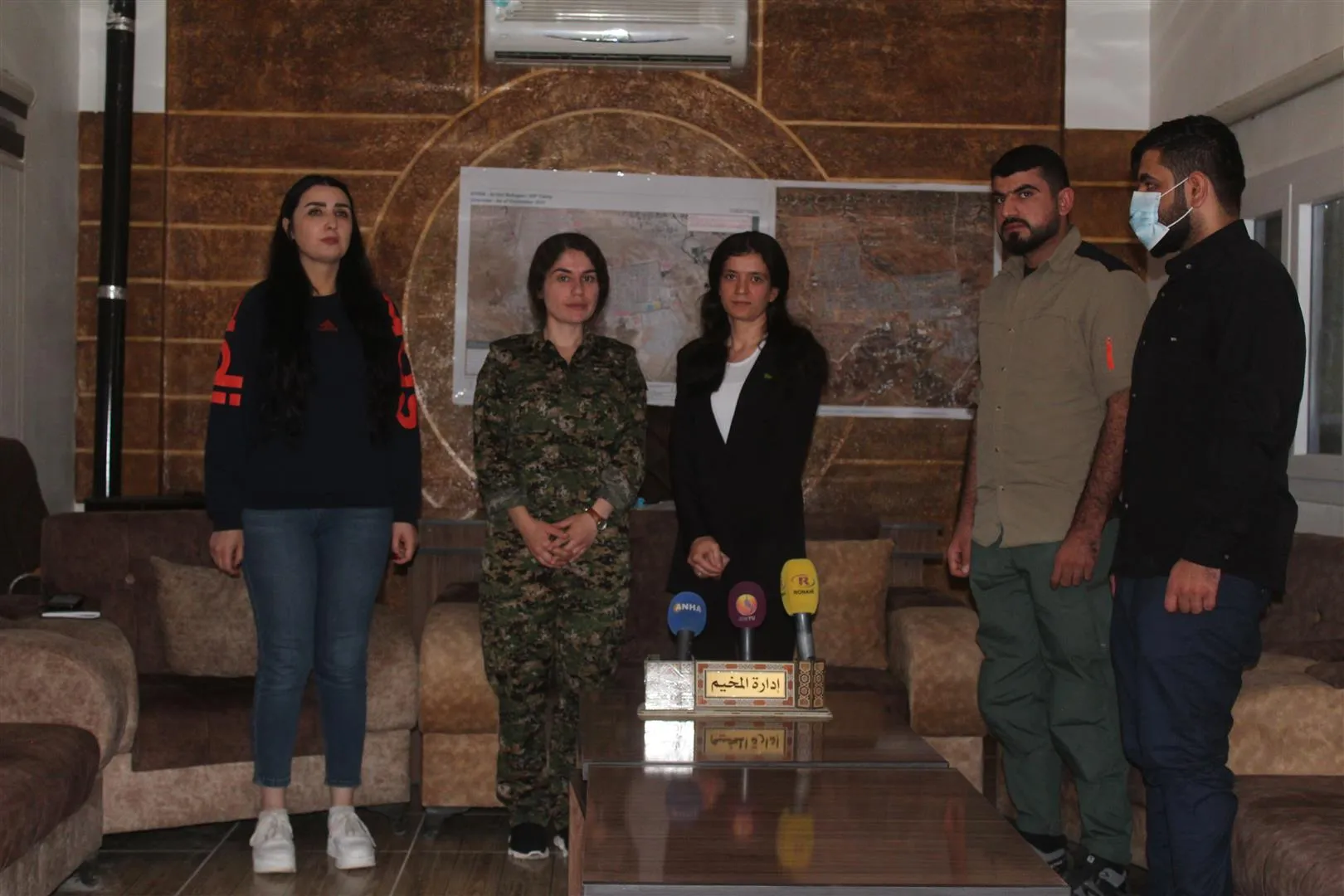 ​​​​​​​Bi merasîmeke fermî YPJ’ê keçeke êzidî radestî YBŞ’ê kir