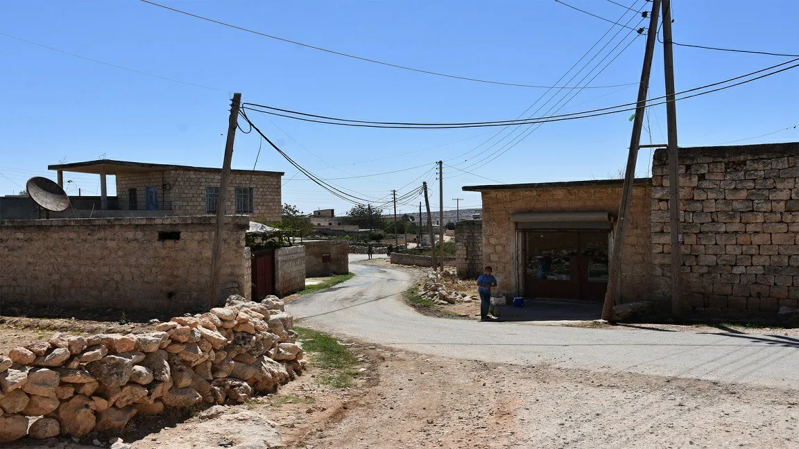 Komên çekdar ên Nubil û Zehrayê ambargo daniye ser 6 gundên Şêrawayê