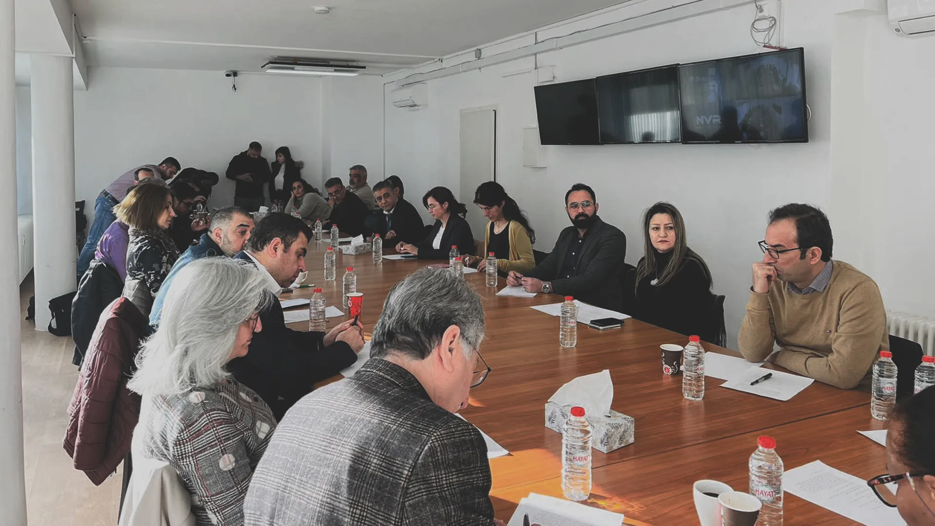 ​​​​​​​Li Almanyayê hevdîtina kurdî-erebî dest pê kir