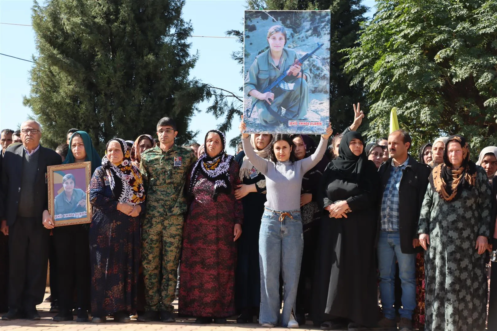Di merasîma xiyabî ya şehîd Dîlan Eşref de: Em ê heta serkeftinê tê bikoşin