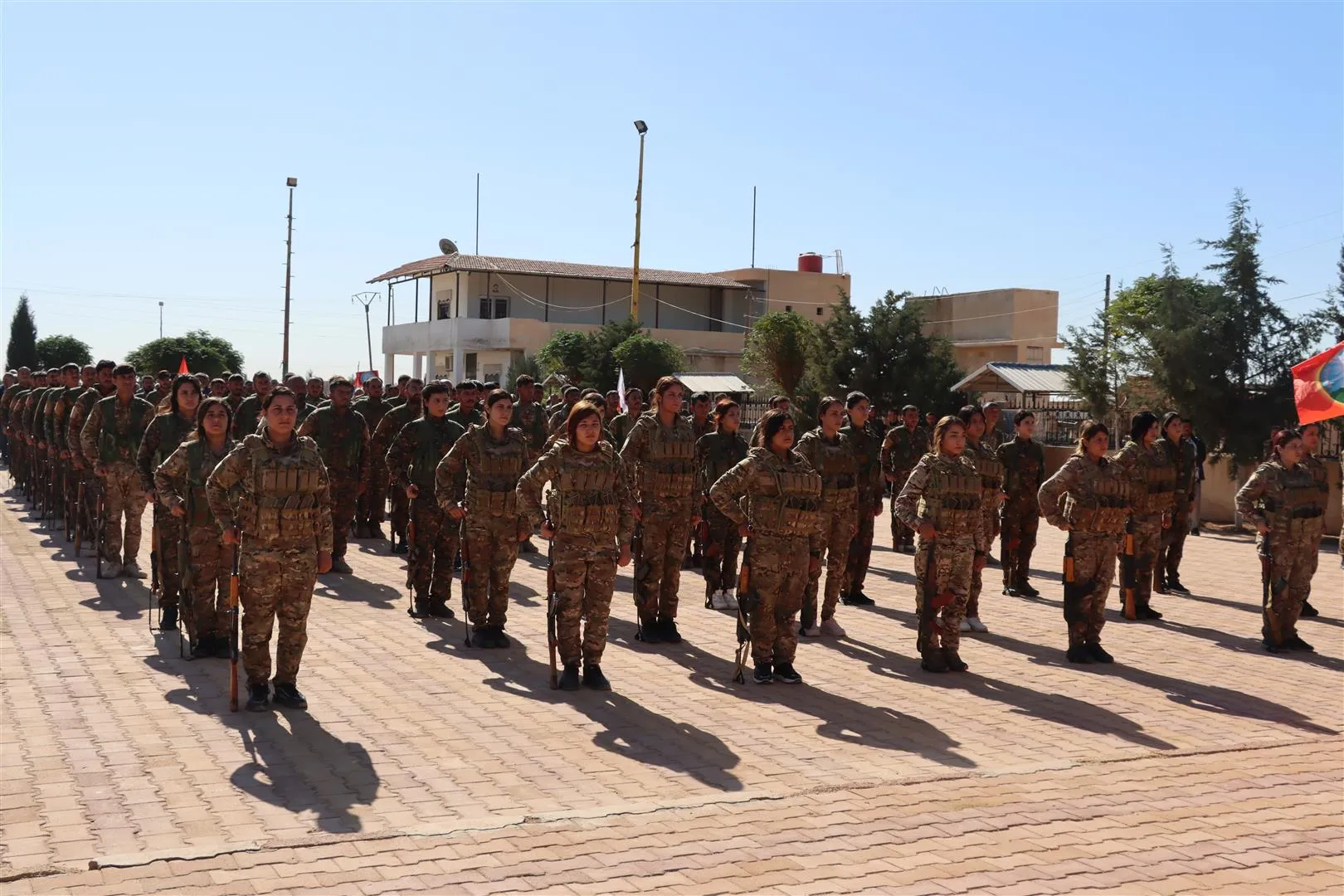 Di merasîma xiyabî ya şehîd Dîlan Eşref de: Em ê heta serkeftinê tê bikoşin