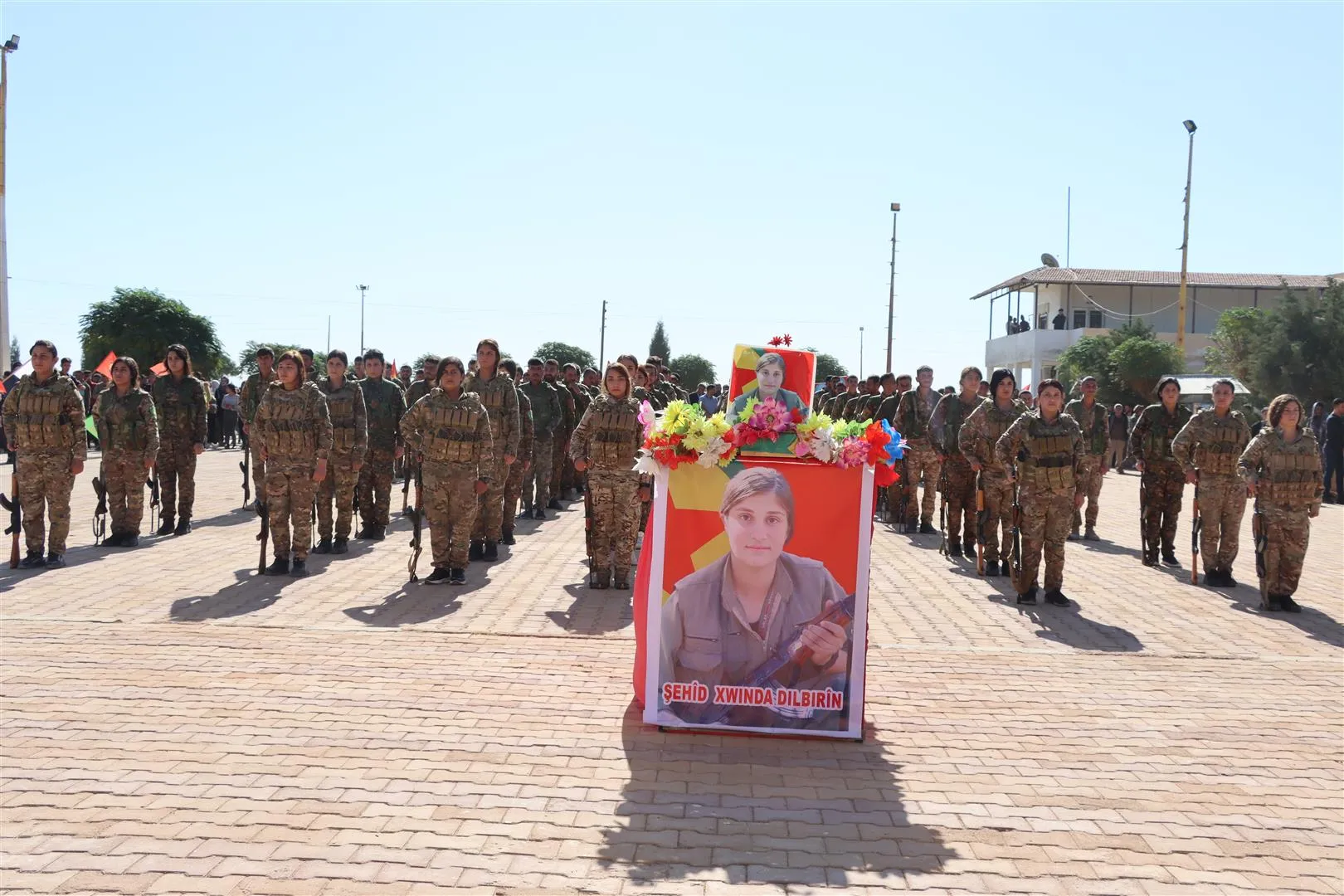 Di merasîma xiyabî ya şehîd Dîlan Eşref de: Em ê heta serkeftinê tê bikoşin