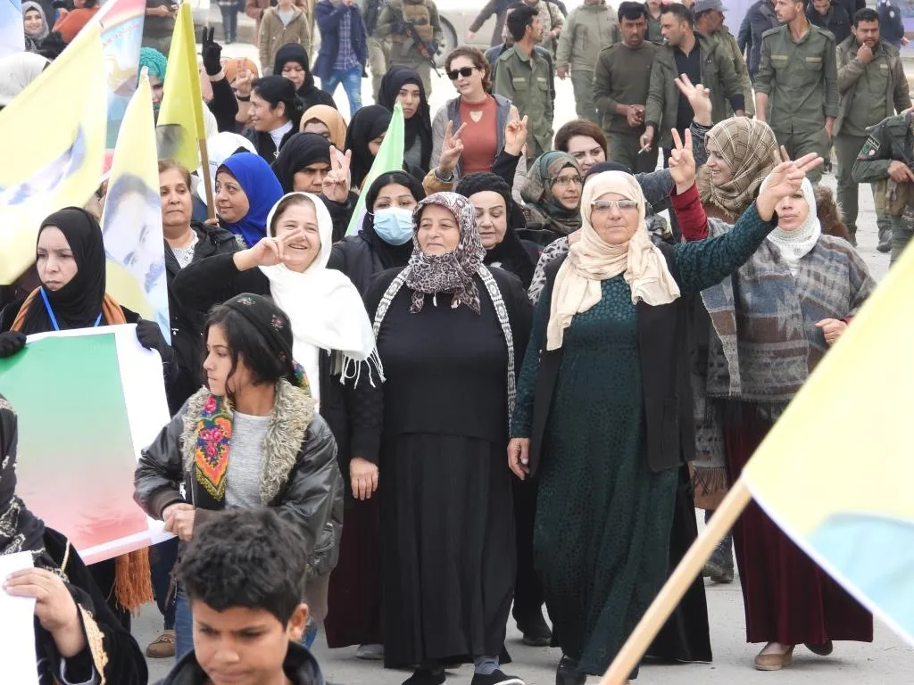 Şêniyên Tebqa: Hilweşe rejîma Tirk a faşîst