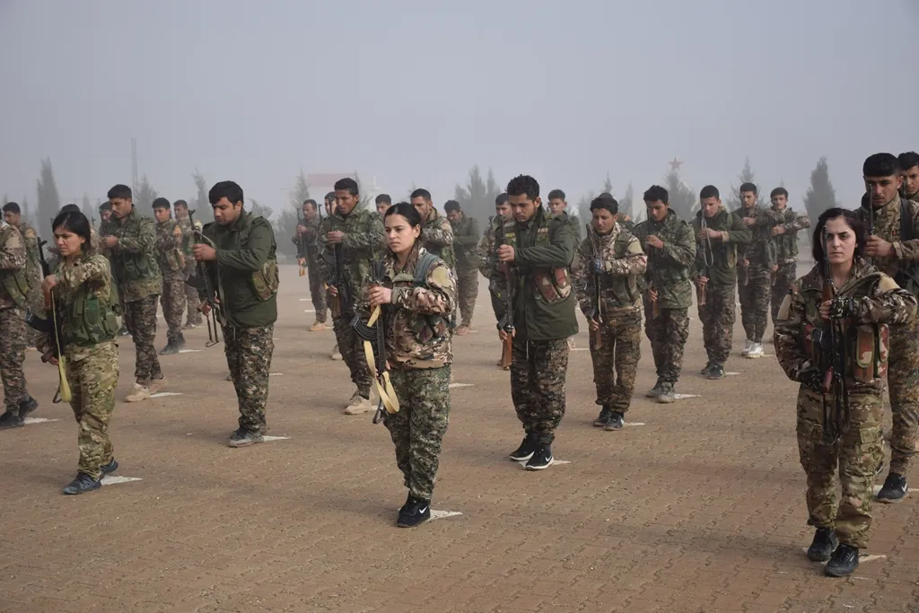 ​​​​​​​Li Hesekê û Şedadê merasîma oxirkirina 6 şehîdan