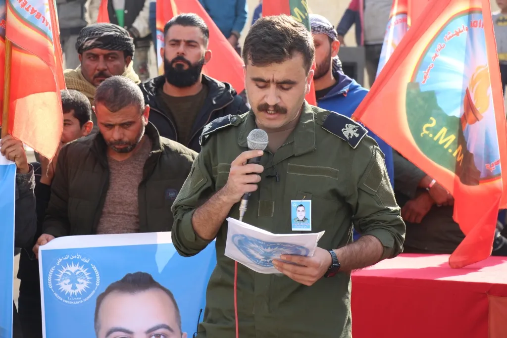Şêniyên Minbicê şehîd Feysel El Hecî Mihemed oxir kir
