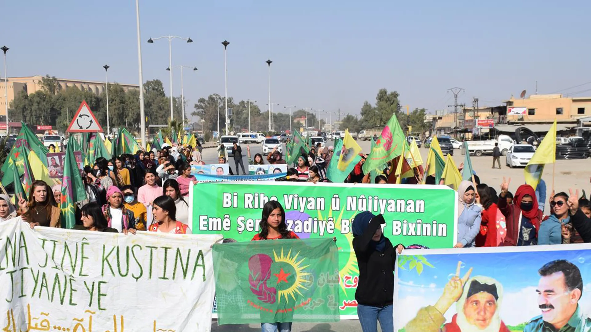 Li Hesekê çalakiyên bi dirûşma "Jin, Jiyan, Azadî"