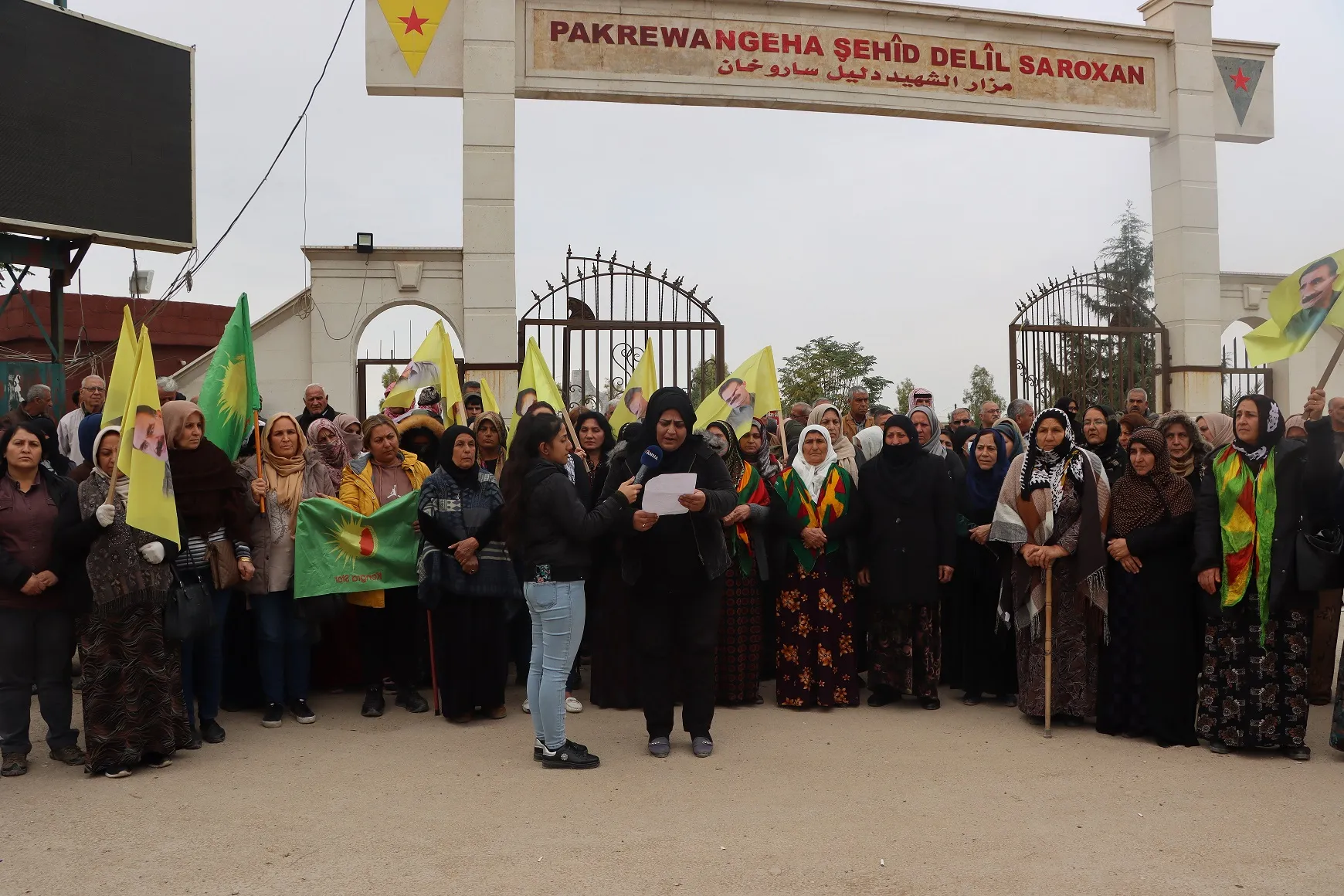 ​​​​​​​Endamên PYD’ê şehîd Şîlan û hevalên wê bi bîr anîn
