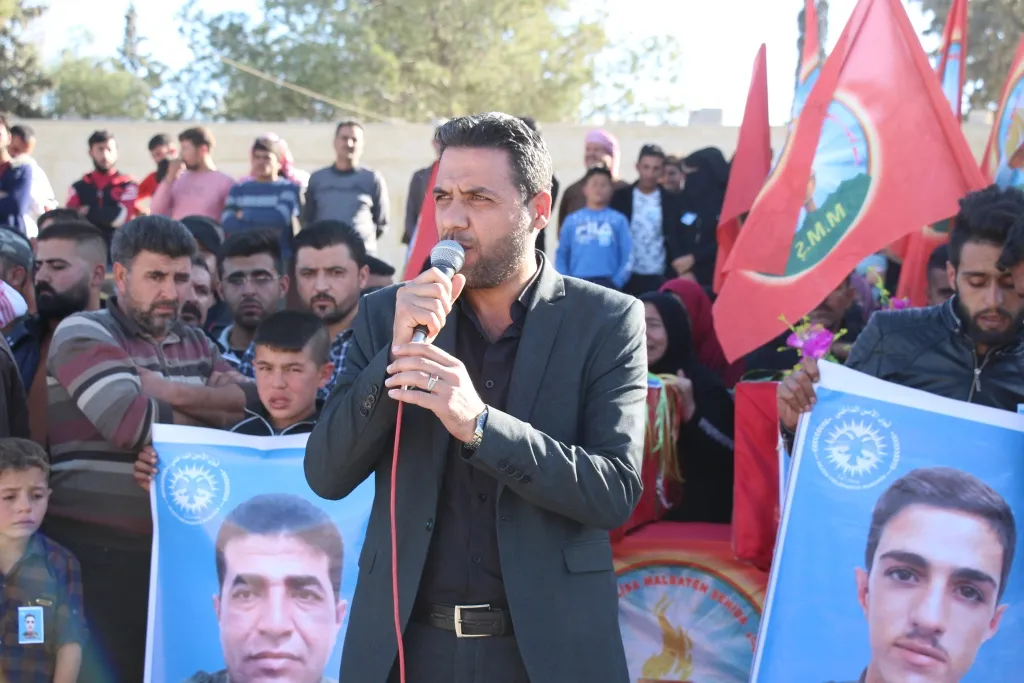 ​​​​​​​Şêniyên Minbicê du şehîdên xwe oxir kirin