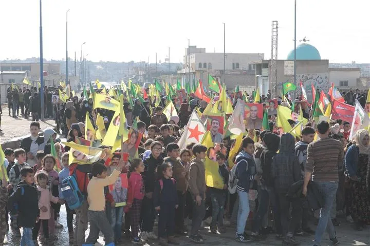 Bakur û Rojhilatê Sûriyê salvegera PKK′ê pîroz kir