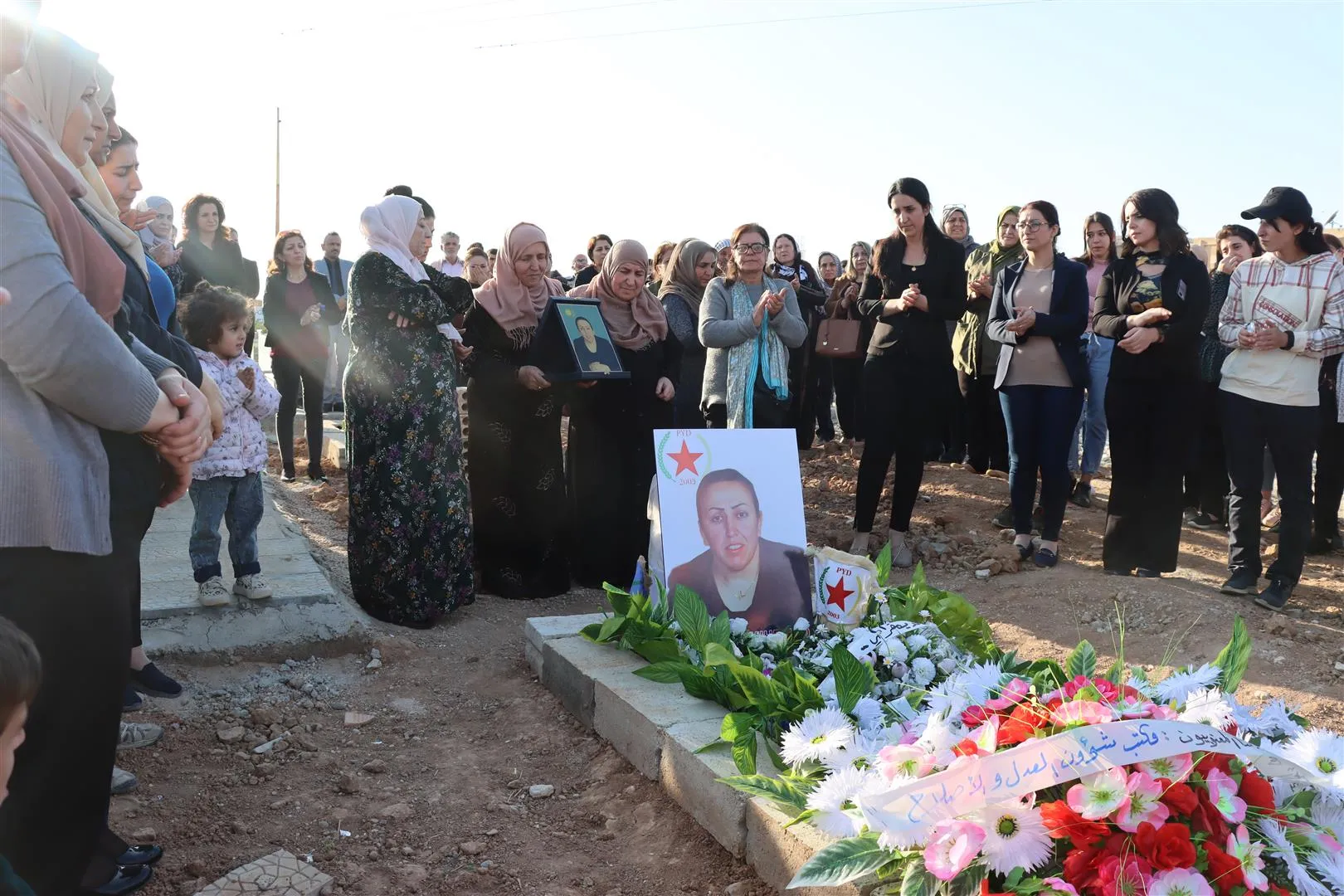 Bi hezaran şênî şehîd Zeyneb û Yilmaz bi bîr anîn