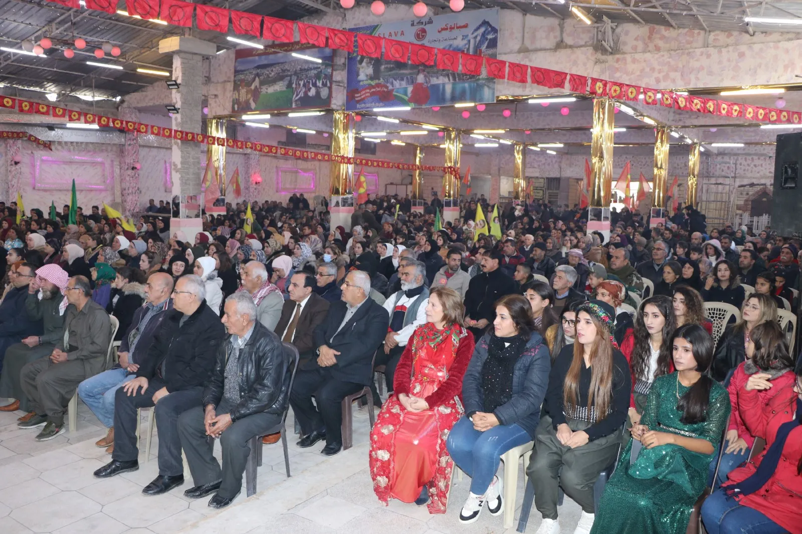 Şêniyên Helebê salvegera 44’emîn a damezirandina PKK’ê pîroz kir