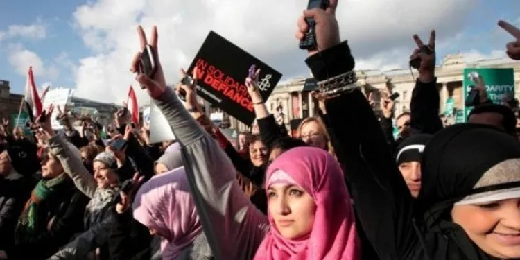 Rêvebera RAWA’yê: Rojava û Rojhilat îlhamê didin me