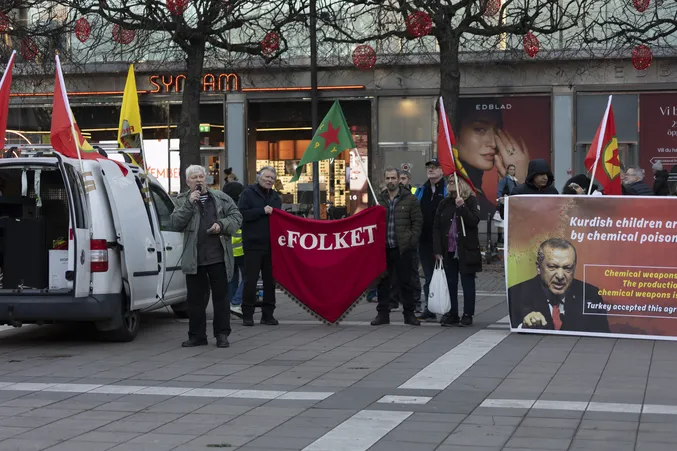 Li Stockholmê Kurdistaniyan êrişên kîmyewî şermezar kirin
