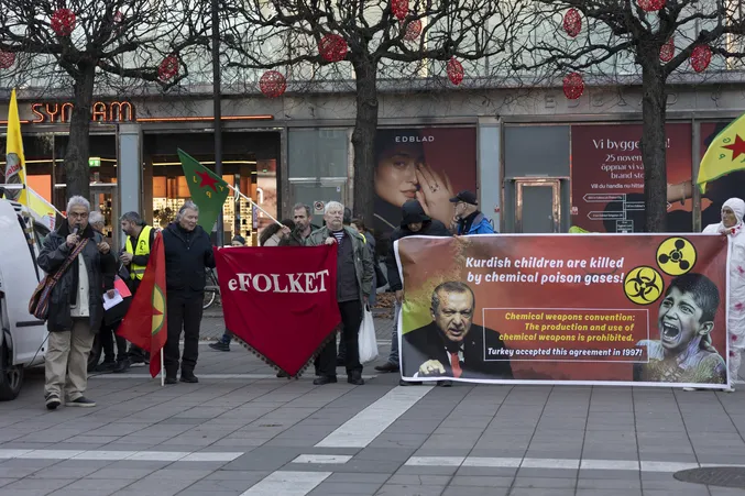 Li Stockholmê Kurdistaniyan êrişên kîmyewî şermezar kirin