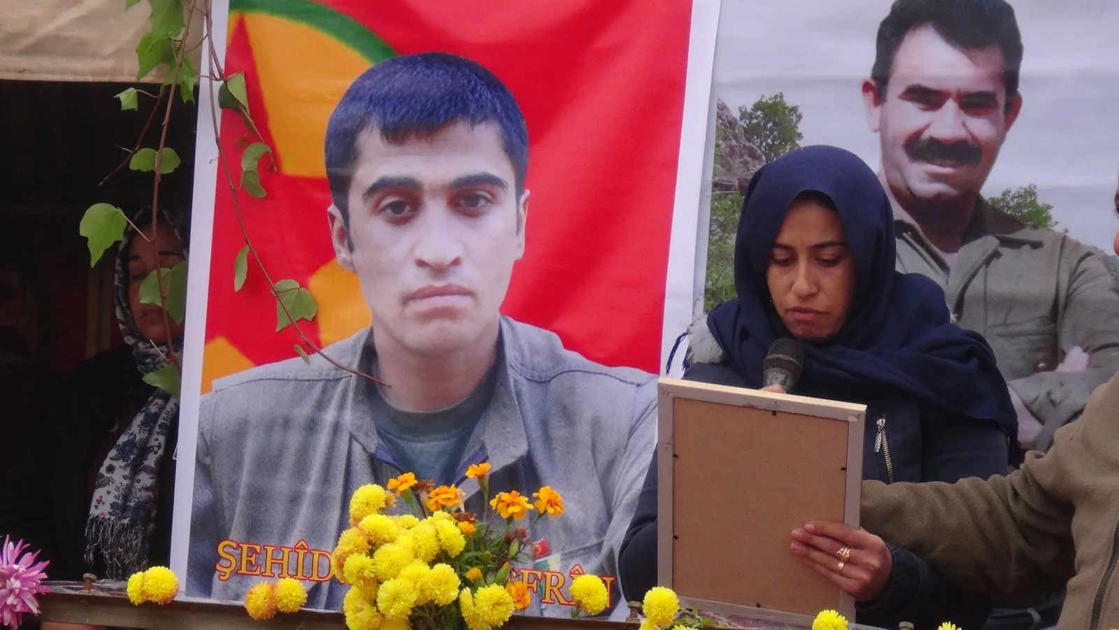 ̛̛̛̛̛̛̛Merasîma sersaxiyê ya şehîd Fayîq Efrîn li Şehbayê li dar ket