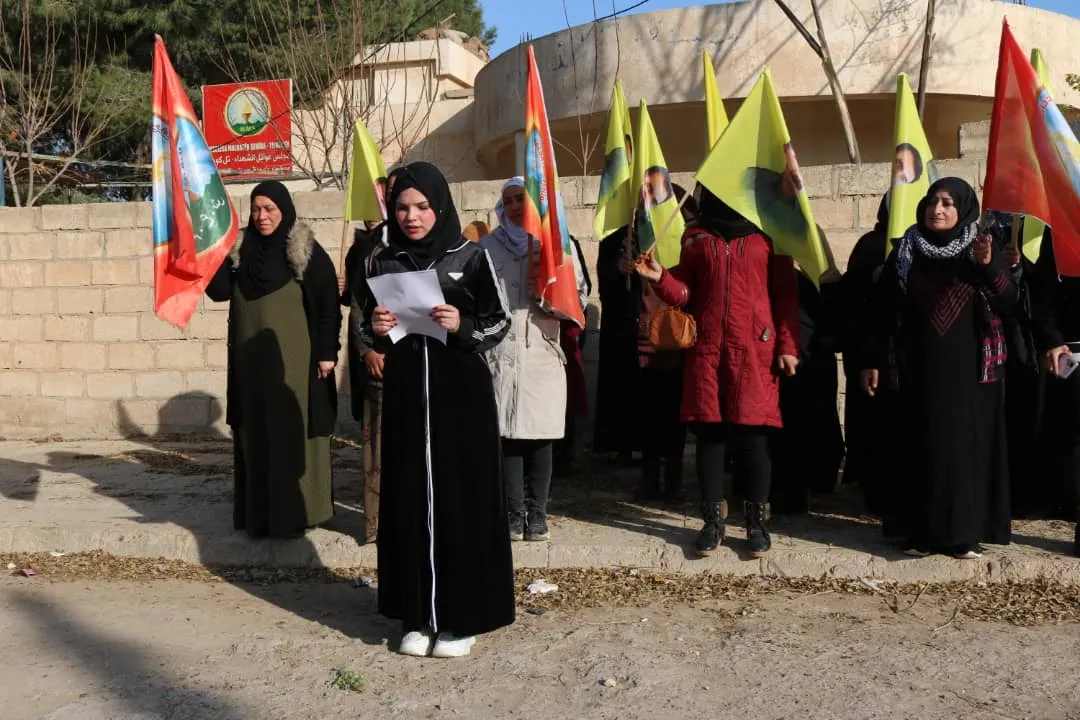 ​​​​​​​Malbatên şehîdan rûxandina goristana şehîdan a Serêkaniyê şermezar kir