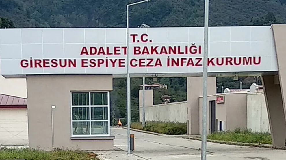 ​​​​​​​Girtiyan li Gîresûnê dest bi greva birçîbûnê kir