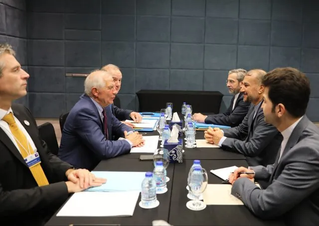 ​​​​​​​Wezîrê Îranê Ebdullahyan bi Josep Borrell re civiya