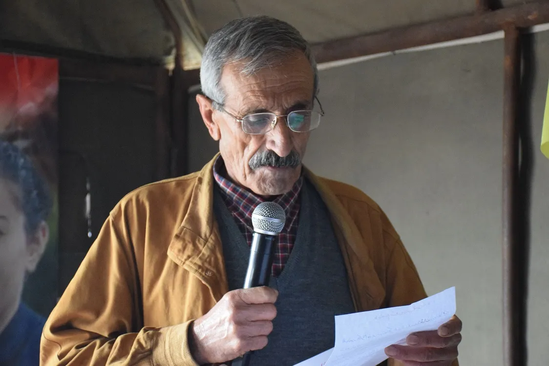 Di merasimên sersaxiyê yên şehîdên komkujiya duyem a Parîsê de: Em ê berxwedanê bidomînin