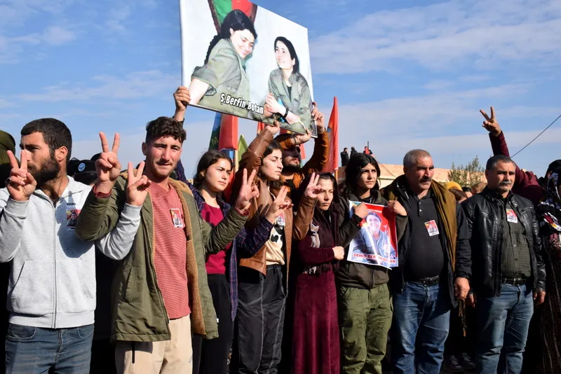 ​​​​​​​Li Dirbêsiyê merasîma xiyabî ji bo şehîd Berfîn Botan