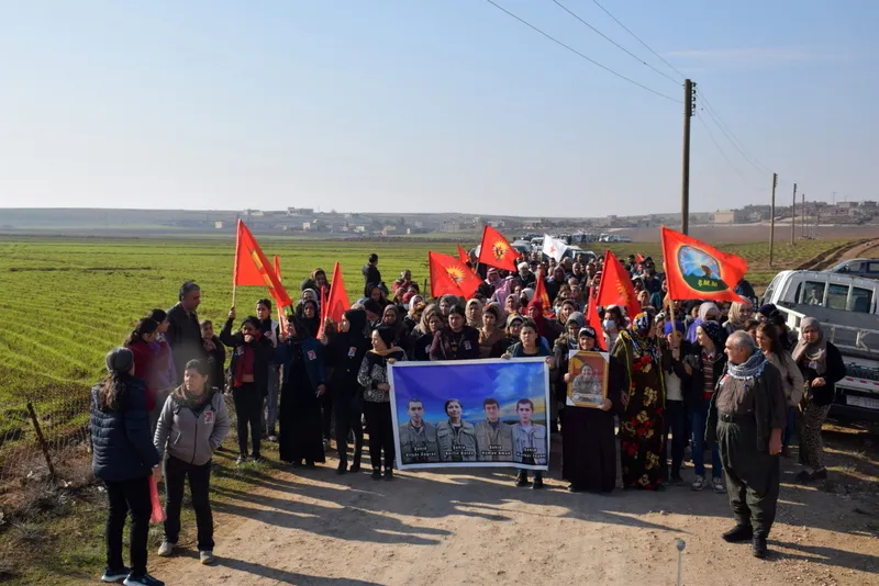 ​​​​​​​Li Dirbêsiyê merasîma xiyabî ji bo şehîd Berfîn Botan