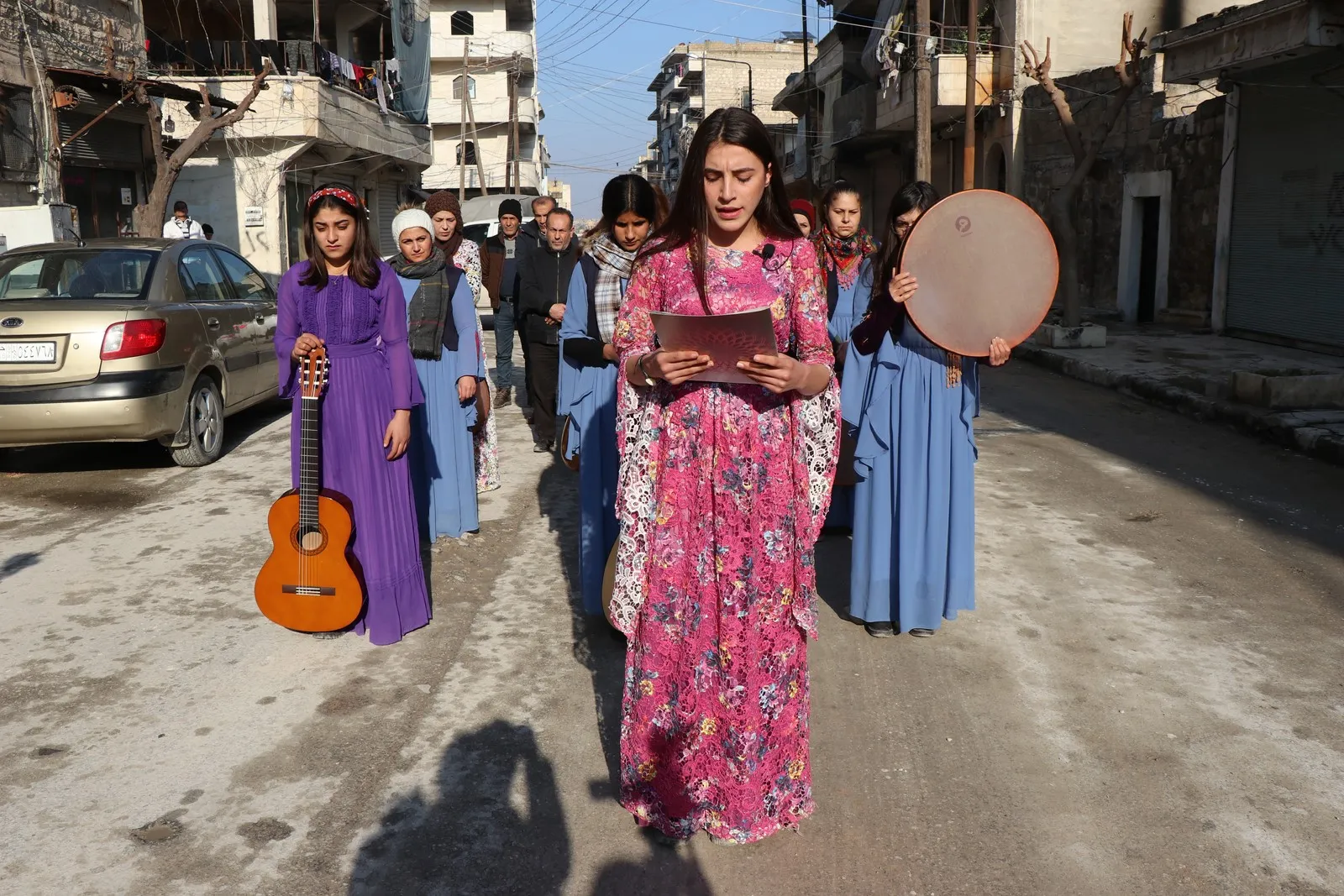 ​​​​​​​Hunermendên Helebê soza şopandina rêça şehîdên komkujiya Parîsê da