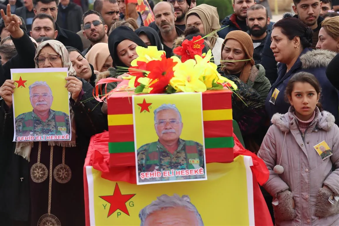Cenazeyê şehîd Ebdurehman Xidir li Hesekê hat veşartin