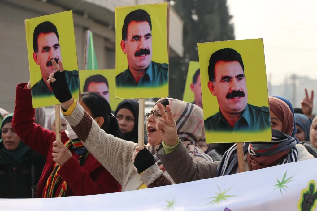 ​​​​​​​Jinên Ereb û Çerkes: Tecrîda li ser rêber Ocalan doza me ye